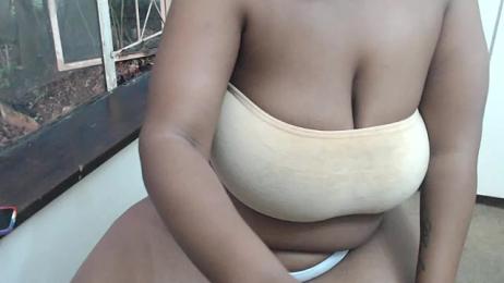 thickmadam18x — Stripchat stream photo (Feb 2023)