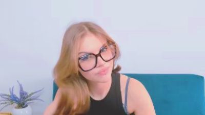 StormiDoll — Cam4 stream photo (Mar 2026)