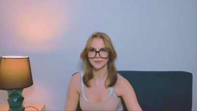 StormiDoll — Cam4 stream photo (Mar 2026)