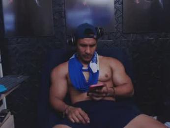 viktorherrera — Chaturbate stream photo (May 2026)