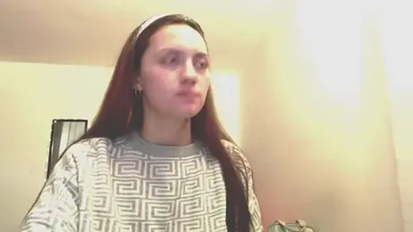holy_juli — Stripchat stream photo (Apr 2026)