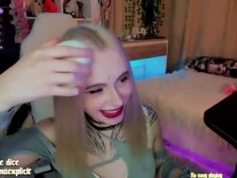 snake_bites — Chaturbate stream photo (Jun 2026)