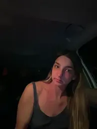 DoriDelux66 — modelo de webcam en línea en stripchat