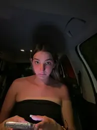 DoriDelux66 — modelo de webcam en línea en stripchat