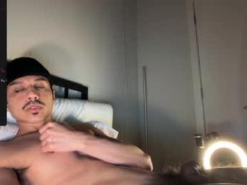 xmomentumx — modelo de webcam en línea en chaturbate