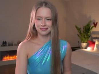 ella_twinkle — Chaturbate stream photo (Apr 2026)