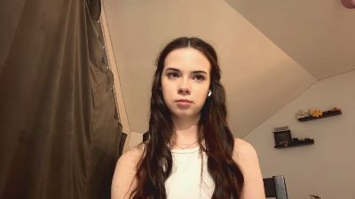 HertaMcginley — modelo de webcam en línea en cam4
