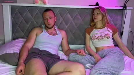 lion_and_kittyy — Stripchat stream photo (Apr 2026)