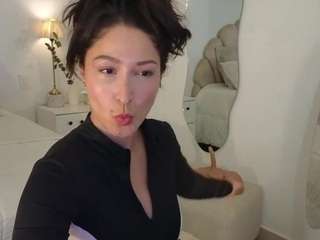 azaleiia — modelo de webcam en línea en camsoda