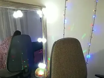 KariVouge — Stripchat stream photo (Jun 2025)