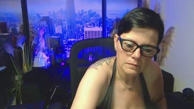 MollySun2 — modelo de webcam en línea en cam4