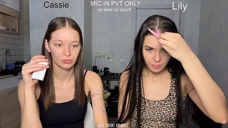 girls_secrets — modelo de webcam en línea en stripchat