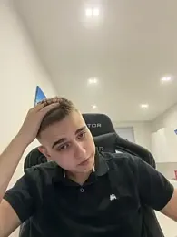 WARDEN_w — stripchat