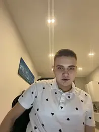 WARDEN_w — Stripchat profile photo