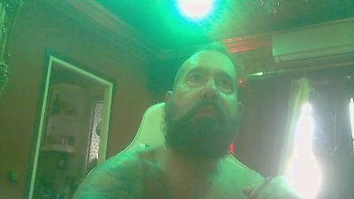 musclepigbcn — Cam4 stream photo (Apr 2026)