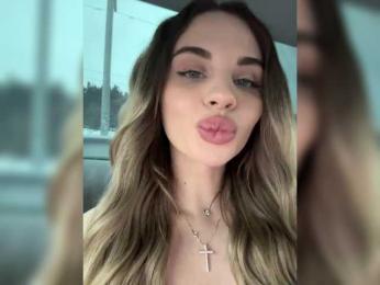 LedyMiya — modelo de webcam en línea en bongacams