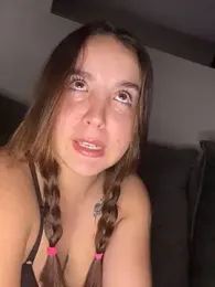 AMORINHA_S2_ — Stripchat stream photo (May 2026)