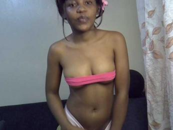 GoldenGoddess1 — Bongacams stream photo (Feb 2026)