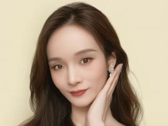 Yurix — modelo de webcam en línea en livejasmin