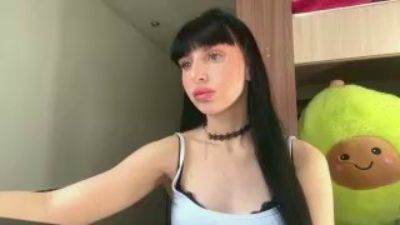 AnnelieseLaino — Cam4 stream photo (May 2026)