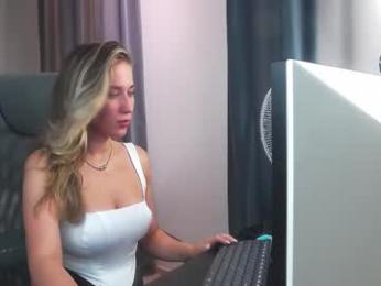 high__school__project — Chaturbate stream photo (Jul 2023)