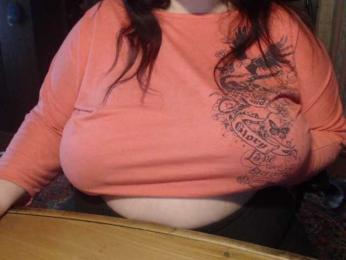 tanyvel — Bongacams stream photo (Apr 2026)