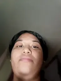 Leslie_rO — Stripchat stream photo (Feb 2026)