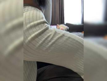 MagicMelody — modelo de webcam en línea en bongacams