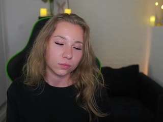 vivienvance18 — Camsoda stream photo (May 2026)