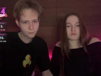 titsDestroy2007 — modelo de webcam en línea en bongacams