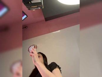 Enchantressss — modelo de webcam en línea en bongacams