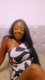Perlenoire9 — Cam4 stream photo (Aug 2026)