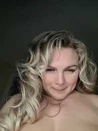 candy_queeen — Stripchat stream photo (Dec 2025)