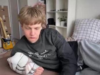 olivertasty — modelo de webcam en línea en chaturbate