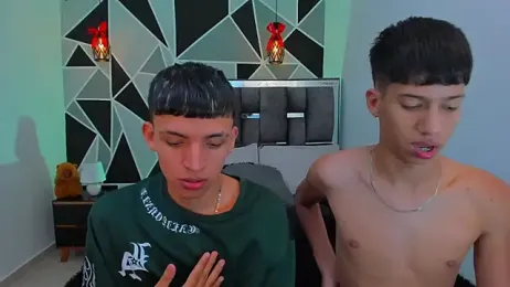 Juan_Nd_Steven — modelo de webcam en línea en stripchat