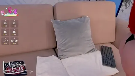 MadelineFox — modelo de webcam en línea en stripchat