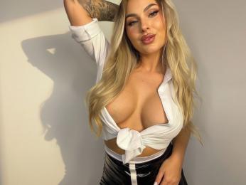 Nicole — modelo de webcam en línea en livejasmin