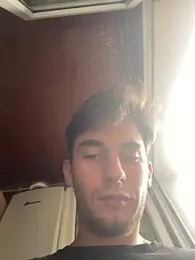 Cestmoi84 — modelo de webcam en línea en stripchat