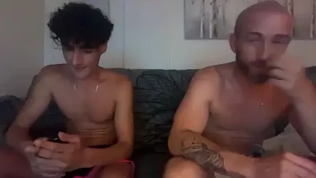 latenightbros — modelo de webcam en línea en stripchat