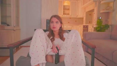 PearleneCapra — Cam4 stream photo (Aug 2026)