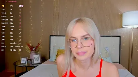 bellatip — Stripchat stream photo (Apr 2026)