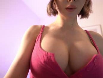 eseentea — modelo de webcam en línea en chaturbate