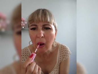 Lady_in_Red — Bongacams stream photo (Aug 2026)