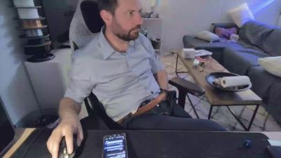 moi92160 — Cam4 stream photo (Mar 2026)