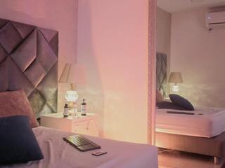 Leiza Thompson — Flirt4free stream photo (Apr 2026)