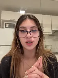 Lolykush — Stripchat stream photo (Nov 2025)