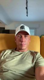 davidlove982 — Cam4 stream photo (Apr 2026)