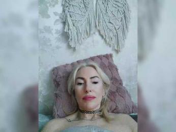 White00Pearl — Bongacams stream photo (May 2026)