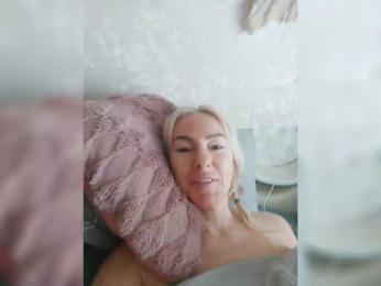 White00Pearl — Bongacams stream photo (May 2026)