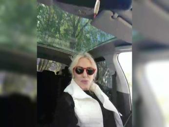 White00Pearl — modelo de webcam en línea en bongacams